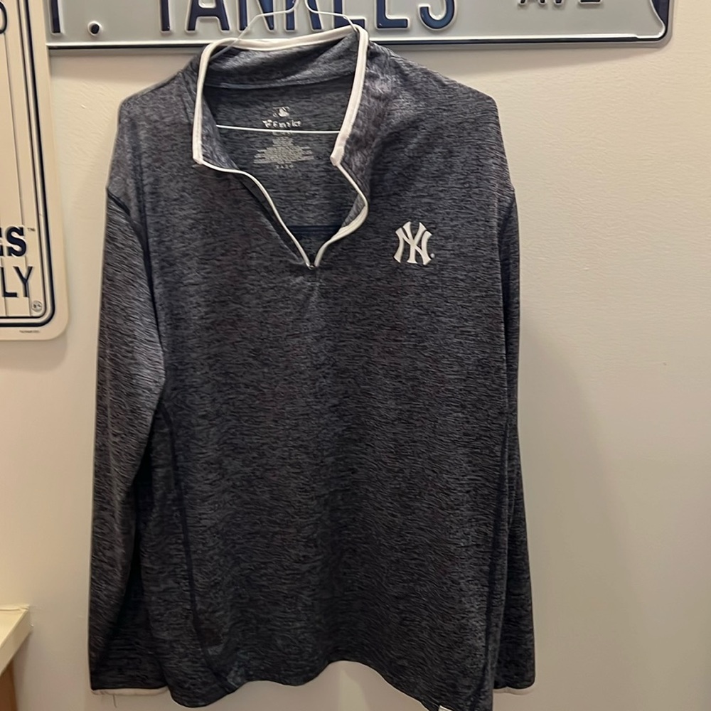 New York Yankees light windbreaker Fanatics